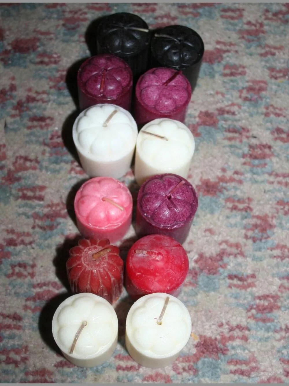 (12) Multi Color Highly Scent Disc.Paraffin Voltive Candle-Lite Early 2000s LT-6